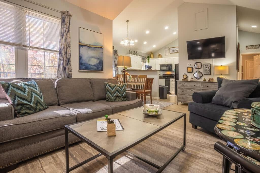 Sasquatch Lodge E Sleeps 13 Gatlinburg Ngoại thất bức ảnh